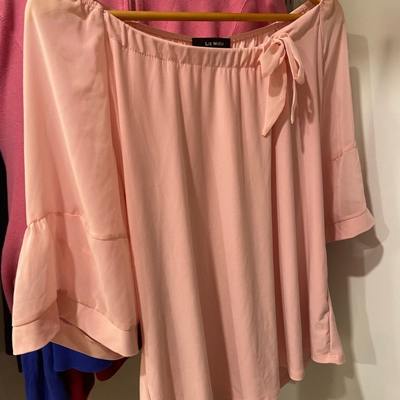 Pink Blouse with Bow Detail - Picture 4 of 4